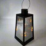 Latarenka LED 3D lustro 24 cm czarna 2xAA | Znicze Solaris - obrazek 5