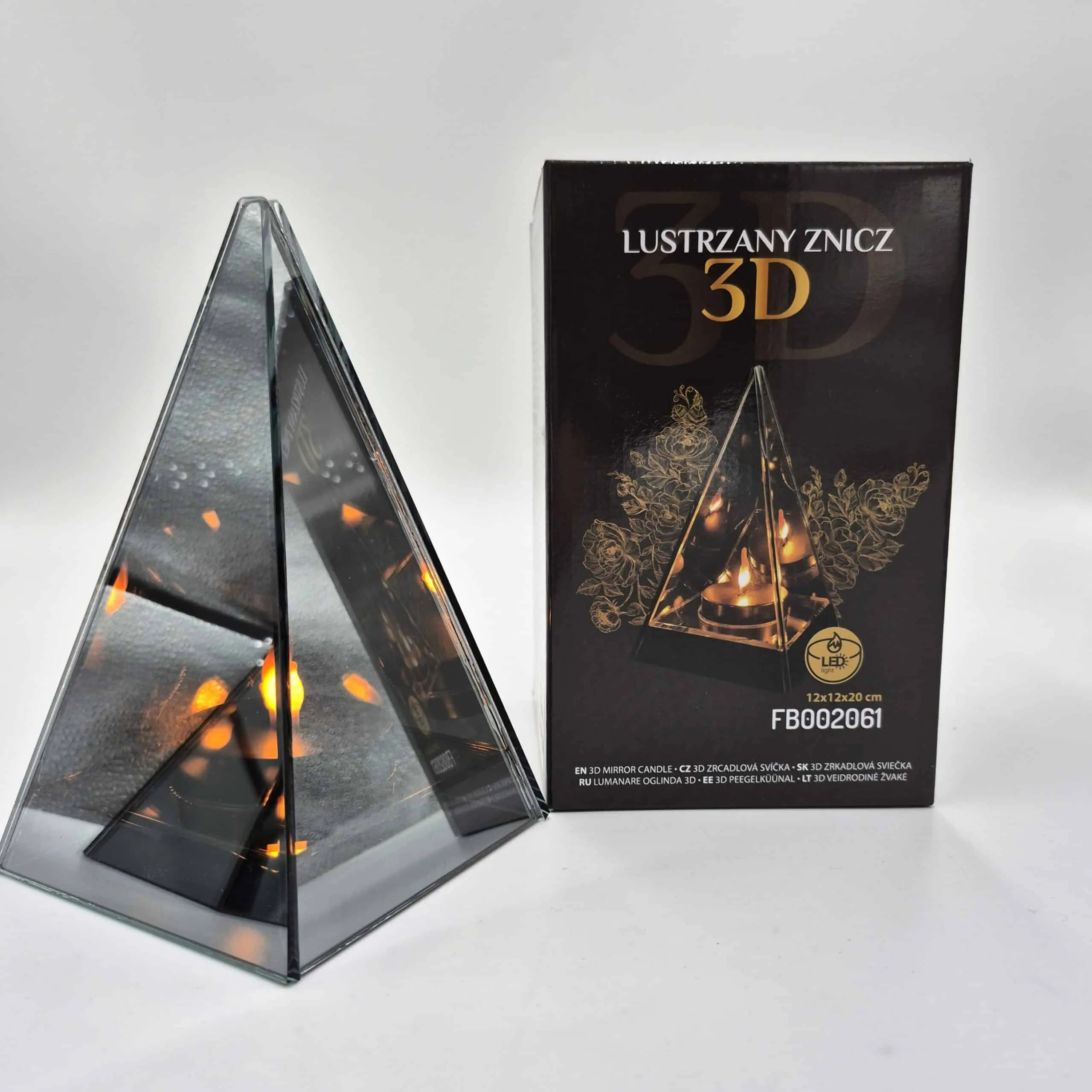 znicz-solaris-piramida-3d-led-lustrzany-zniczonline.pl Znicz 3D lustro piramida LED 20 cm