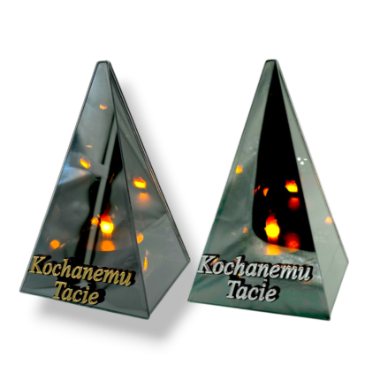 Znicz-Piramida-dla-Taty-LED-3D