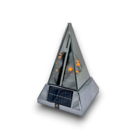 Nowoczesny znicz solarny led 3d szklana piramida lustrzana Solaris bez napisu.